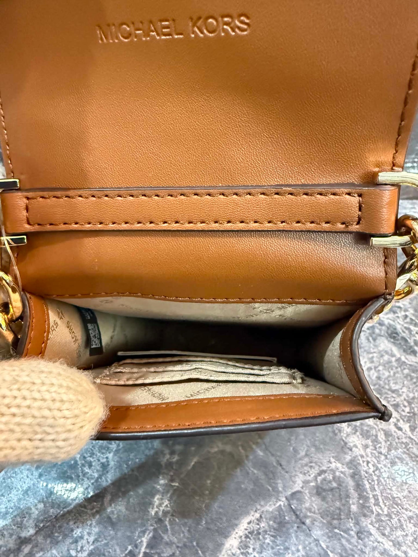 MICHAEL KORS CARMEN CROSSBODY