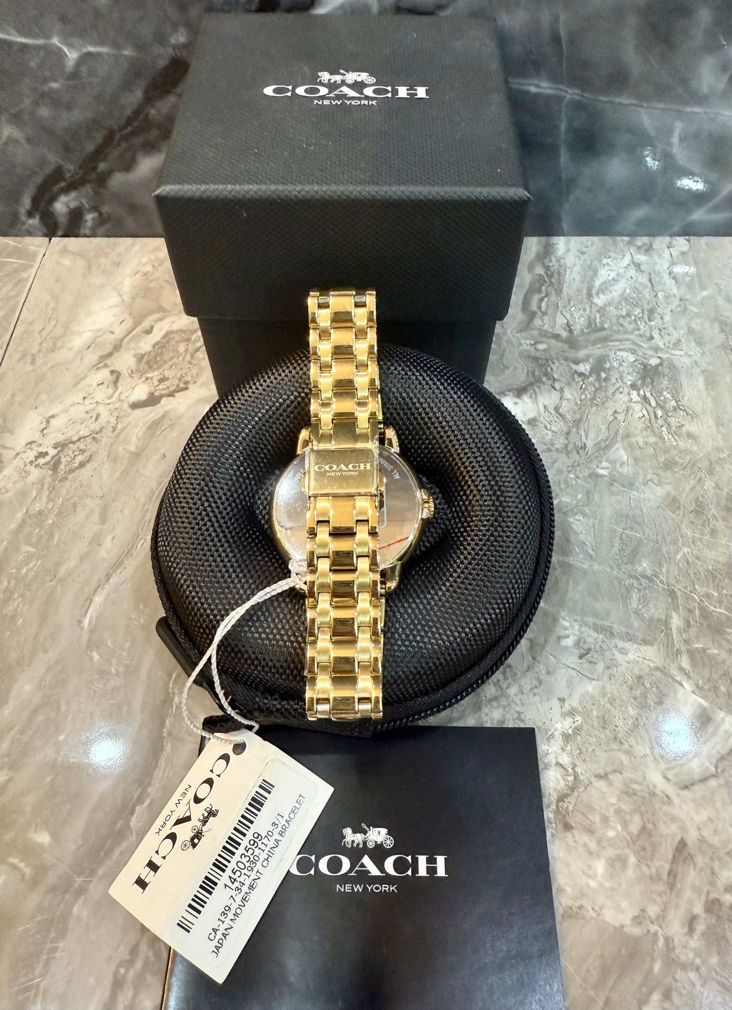 ساعة كوتش إليوت كوارتز من الفولاذ المقاوم للصدأ مطلية بالذهب - مينا صغير