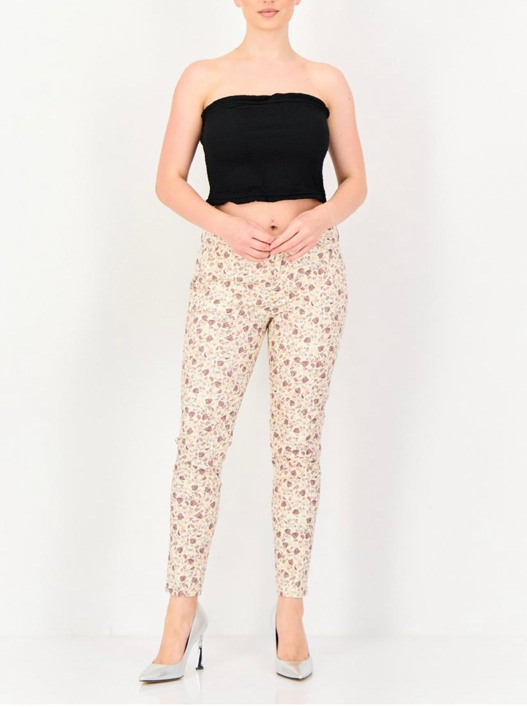 REIKO Women Cropped Fit Paisely Pattern Chino Pants- Multicolor