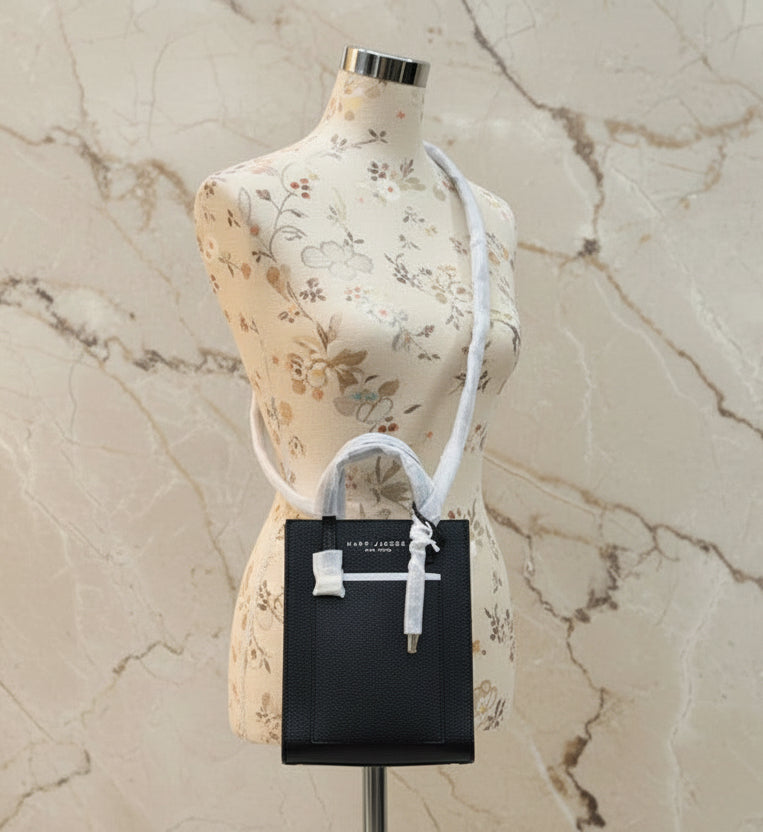 حقيبة مارك جاكوبس الصغيرة