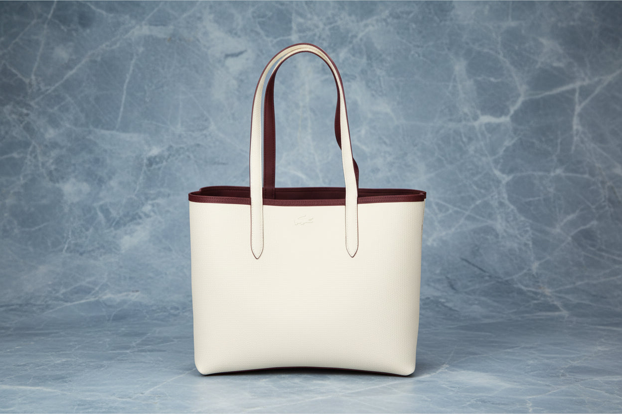 حقيبة لاكوست كبيرة مفتوحة مع جيب كبير - لون عنابي - قابلة للعكس