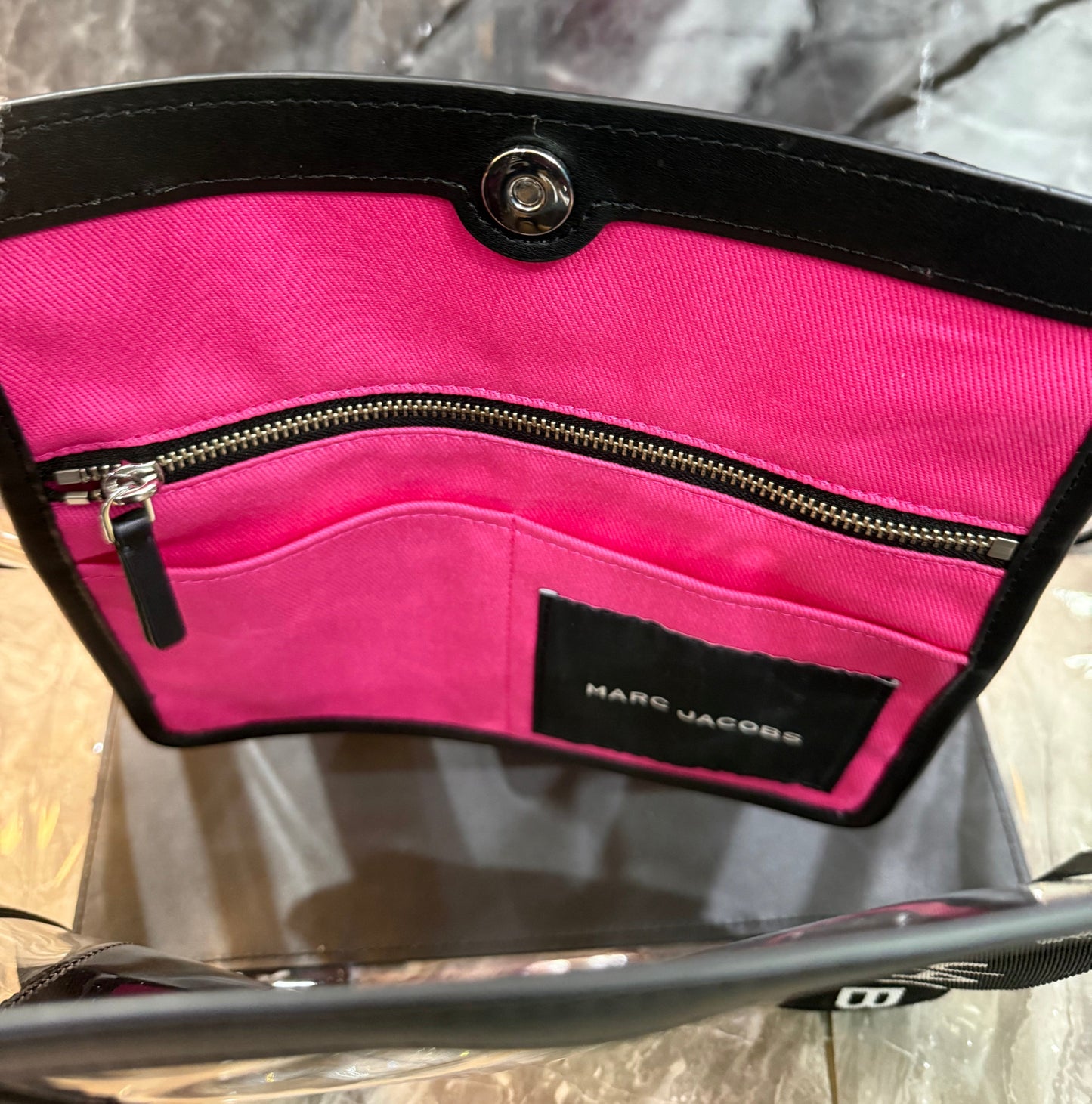 MARC JACOBS CLEAR TOTE - LARGE