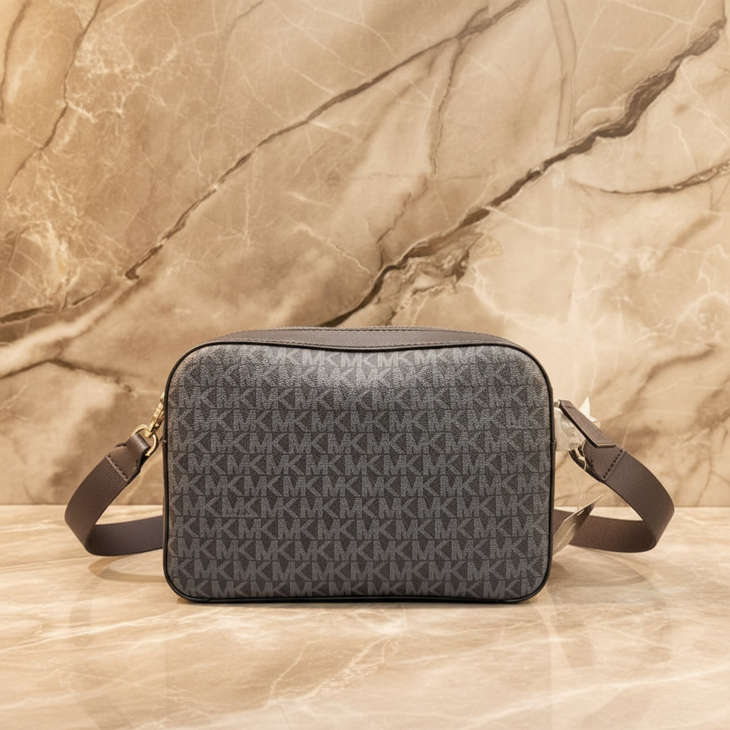 MICHAEL KORS COOPER SIGNATURE LOGO UTILITY CROSSBODY