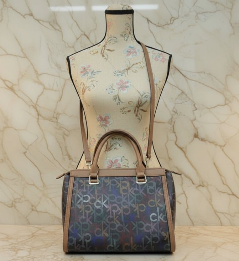 CALVIN KLEIN BUNDLE BAG & LONG WALLET JANAE SATCHEL CROSSBODY BAG IN SIGNATURE BROWN