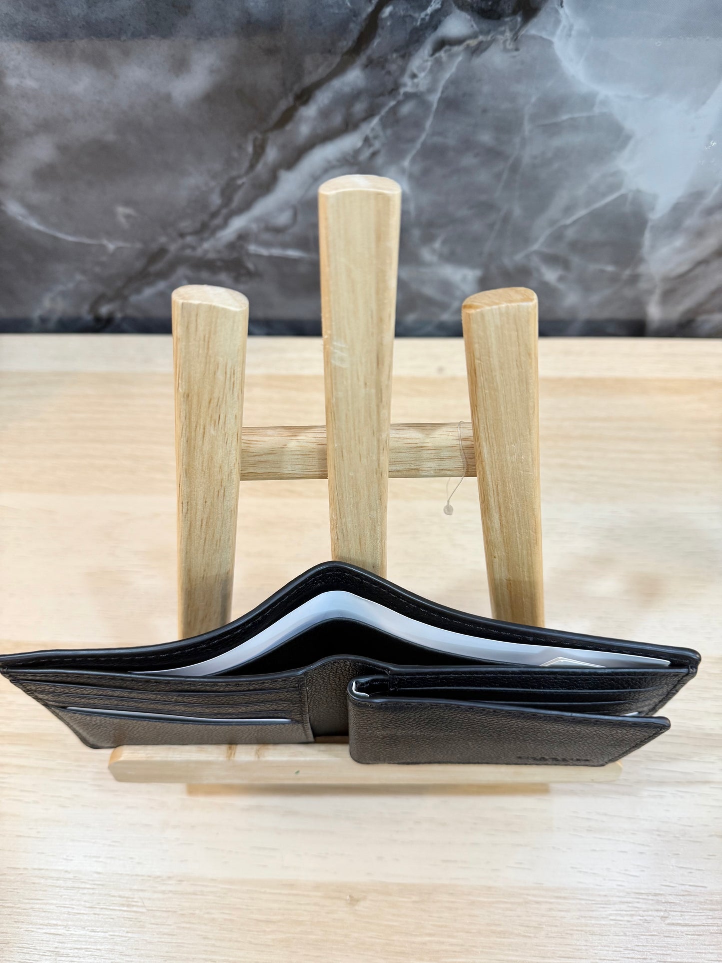 COACH MEN’S BIFOLD WALLET WITH INSERT - PLAIN BLACK