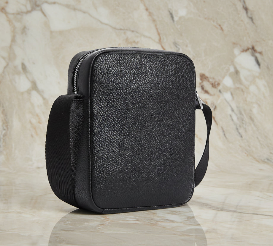 TOMMY HILFIGER MINI REPORTER MEN’S CROSSBODY BAG -