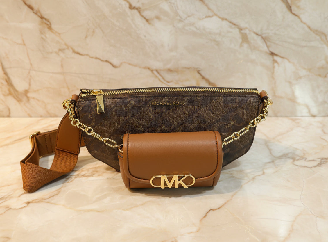 MICHAEL KORS EMPIRE SIGNATURE LOGO 2-IN-1 CROSSBODY BAG ( FROM BOUTIQUE STORE )