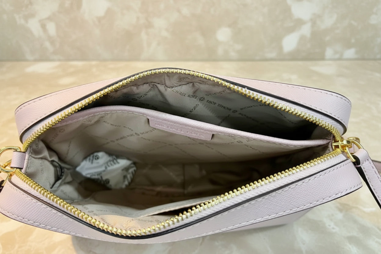 MICHAEL KORS EW JET SET CAMERA BAG