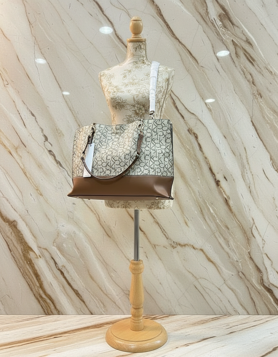 CALVIN KLEIN TOTE IN SIGNATURE LOGO BEIGE/BROWN- XL OPEN WITH LARGE ZIP POUCH & LONG STRAP