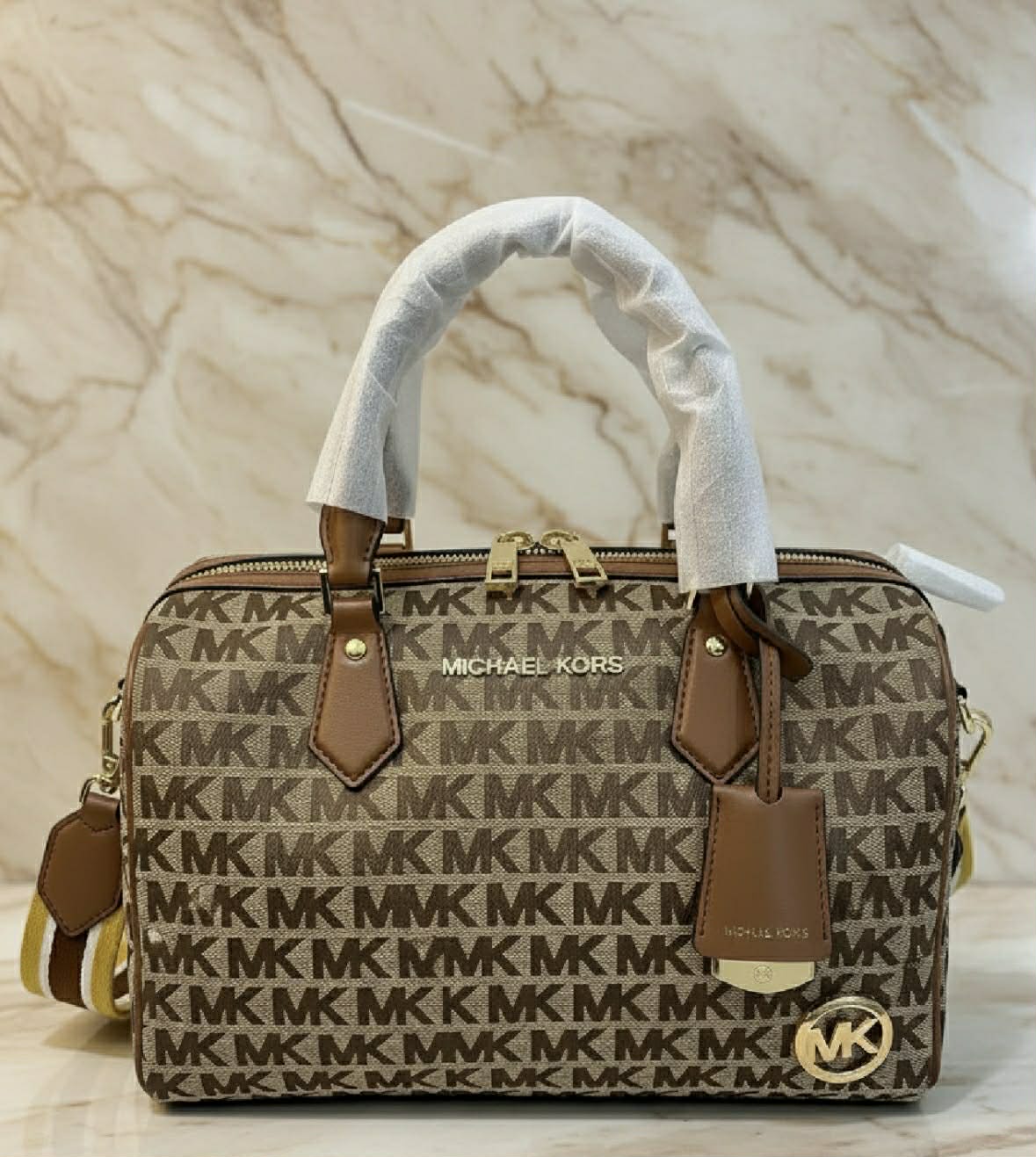 BUNDLE ‼️ MICHAEL KORS BEDFORD DUFFLE LARGE IN SIGNATURE JACQUARD & MEDIUM BIFOLD CORNER ZIP WALLETS