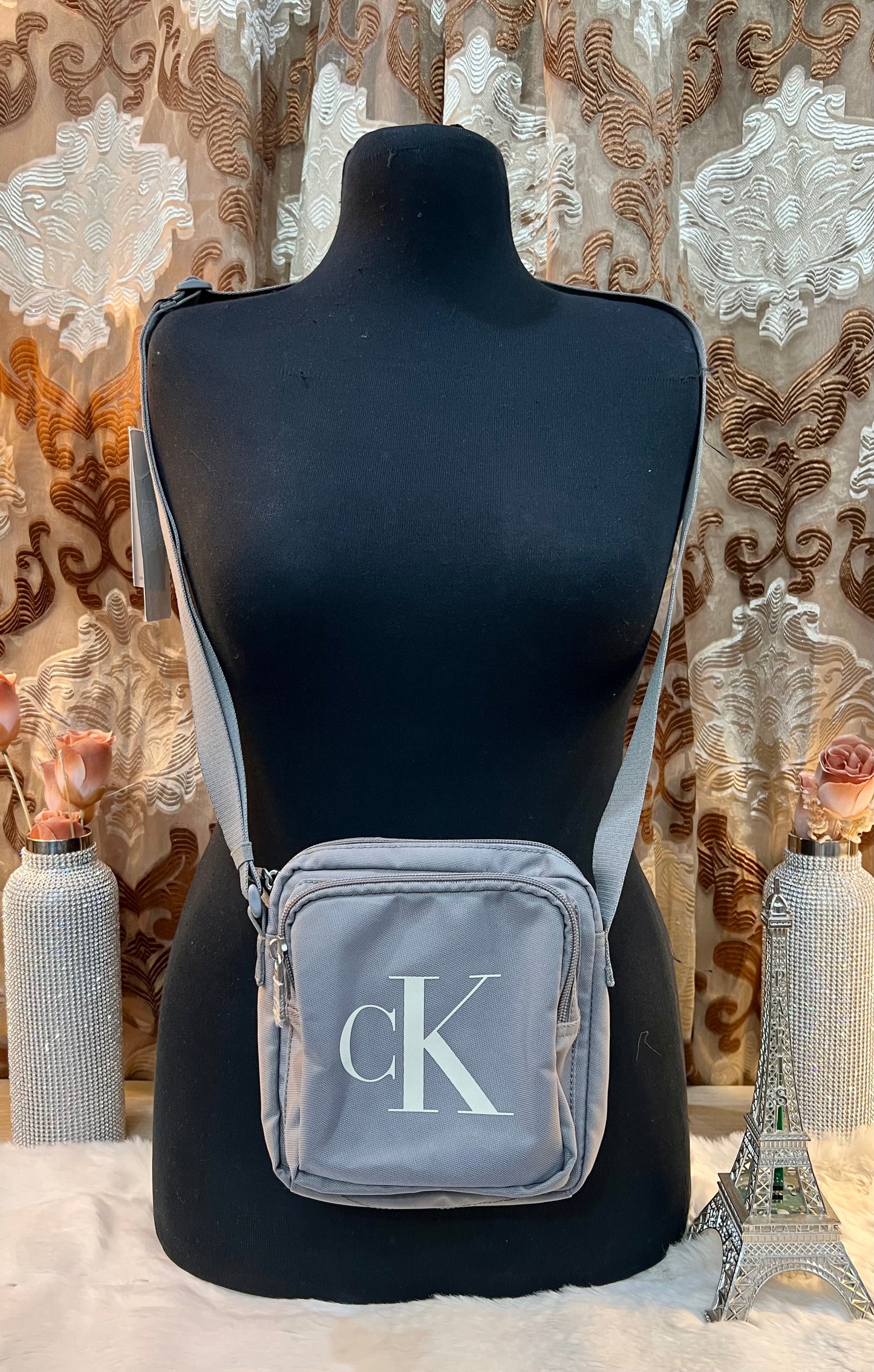 CALVIN KLEIN SPORT ESSENTIAL CAMERA BAG 17 - GRAY