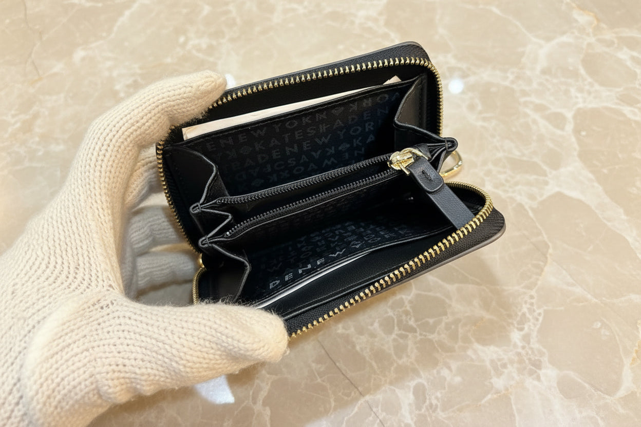 Kate Spade Wallet Black Pebbled & White Trim Key Chain Dani Patterson Drive
