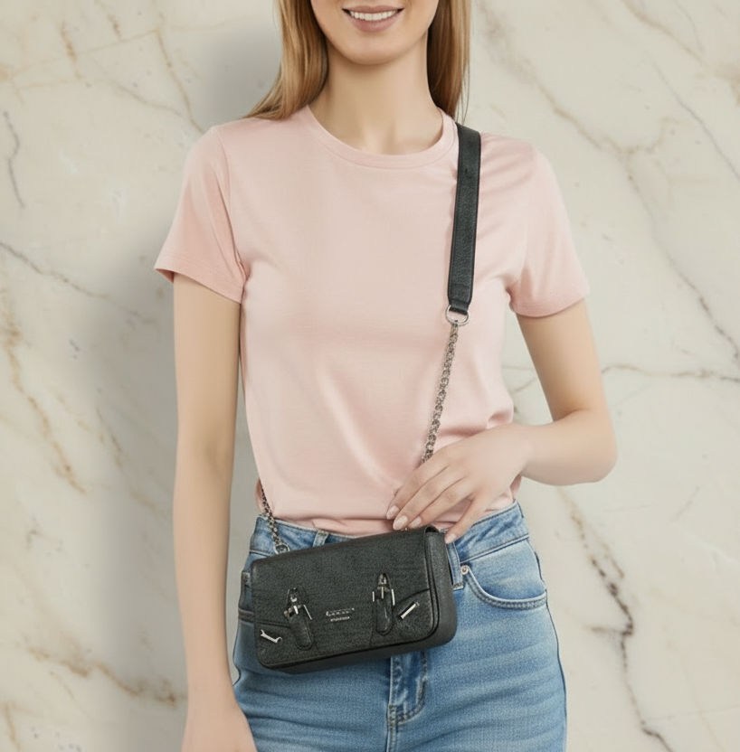 حقيبة كروس بودي صغيرة من GUESS MINI DIDI