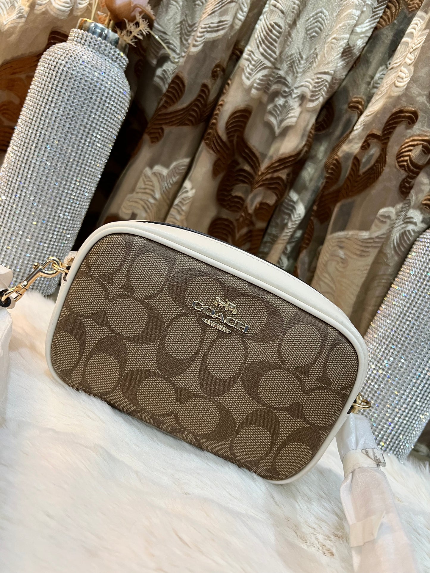 COACH 2 in 1 CONVERTIBLE CROSSBODY/BELTBAG ( 1 CROSSBODY STRAP ONLY ) IN SIGNATURE KHAKI/IVORY