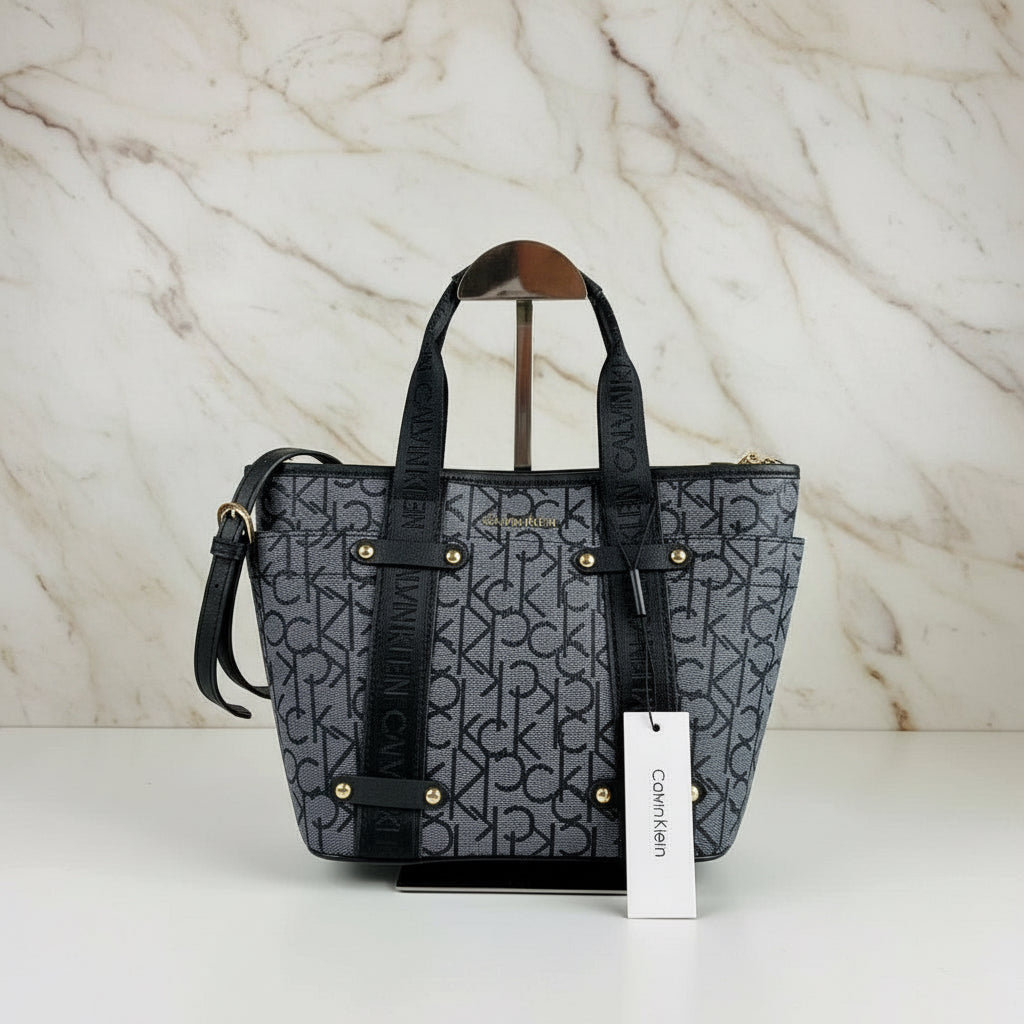 CALVIN KLEIN SATCHEL IN SIGNATURE CHARCOAL BLACK