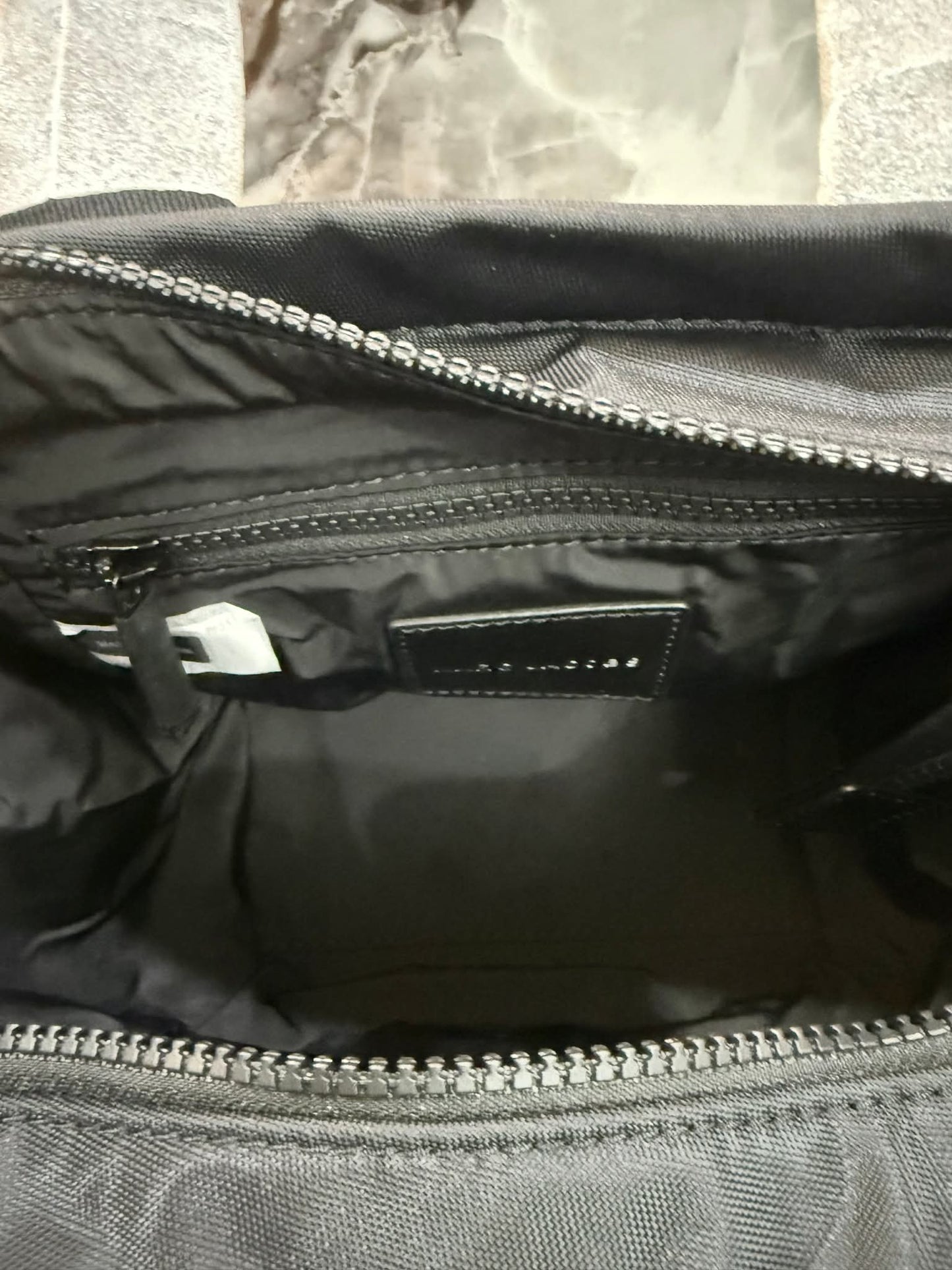 MARC JACOBS SMALL NYLON ZIP TOTE