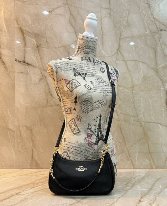 حقيبة كتف/حقيبة كروس بودي من كوتش تيري - أسود