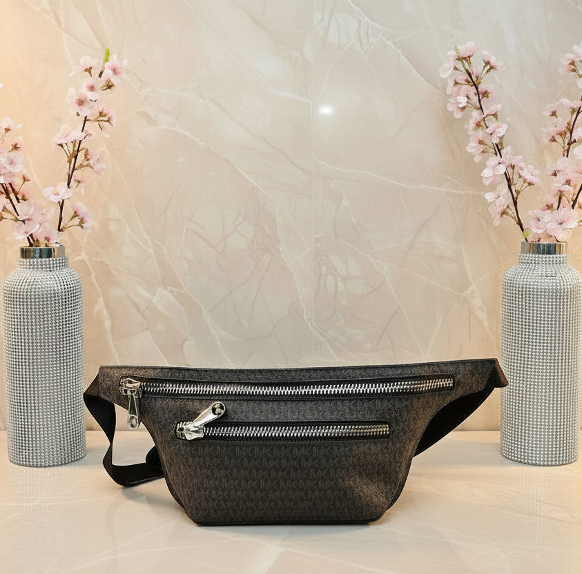 MICHAEL KORS FANNY PACK LOGO SLIM