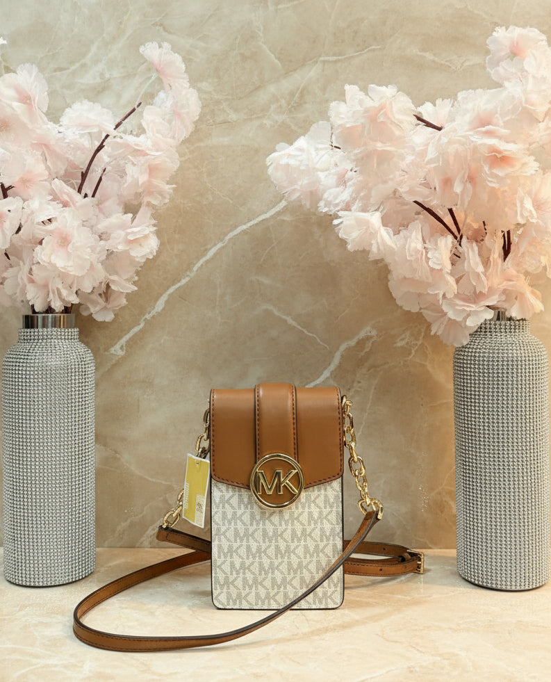 MICHAEL KORS CARMEN SMARTPHONE CROSSBODY