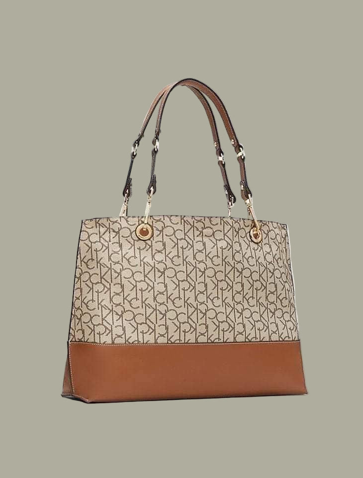 CALVIN KLEIN TOTE IN SIGNATURE LOGO BEIGE/BROWN- XL OPEN WITH LARGE ZIP POUCH & LONG STRAP