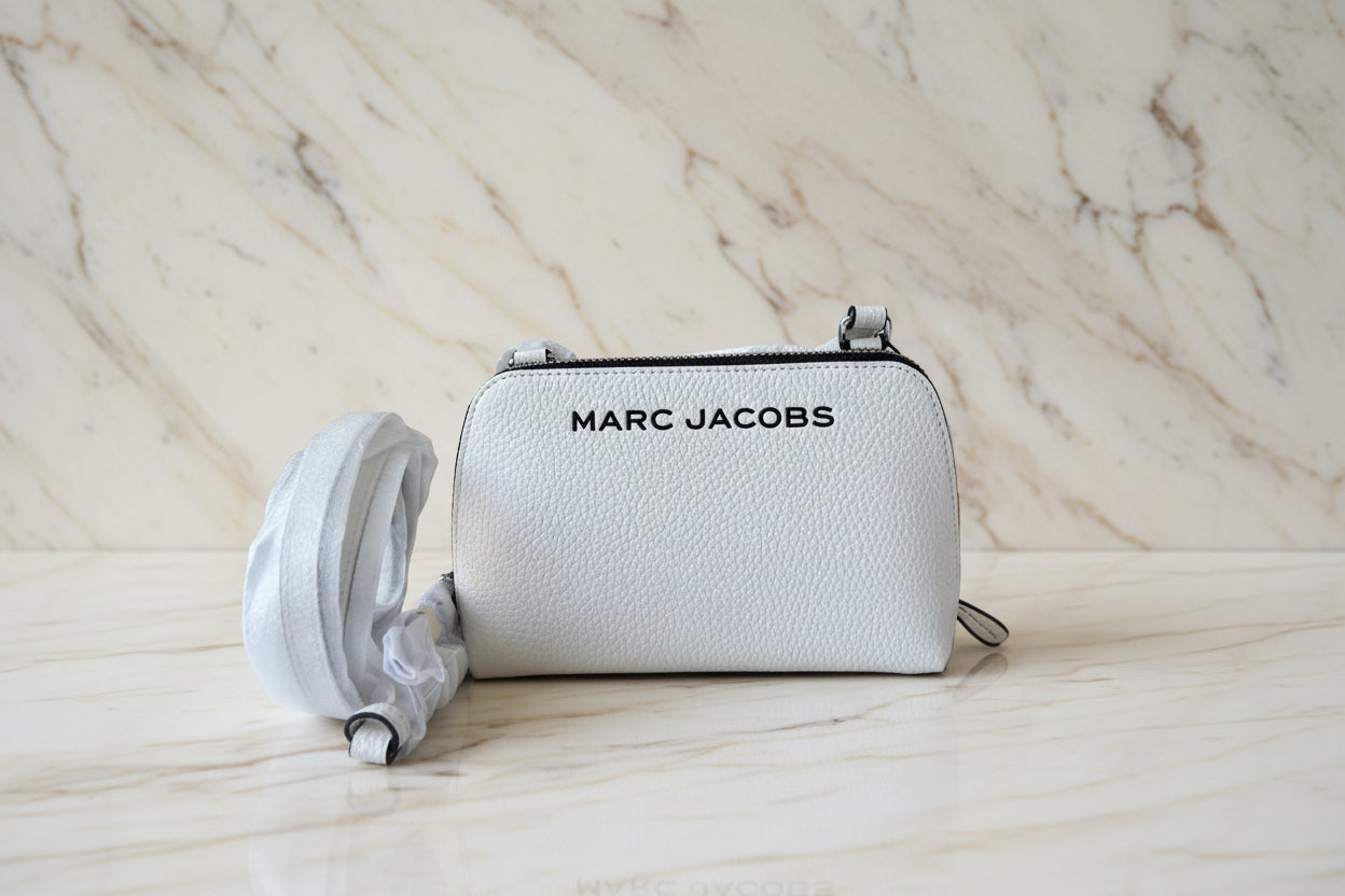 MARC JACOBS GRIND WHITE COTTON PEBBLE LEATHER MINI CROSSBODY/POUCH