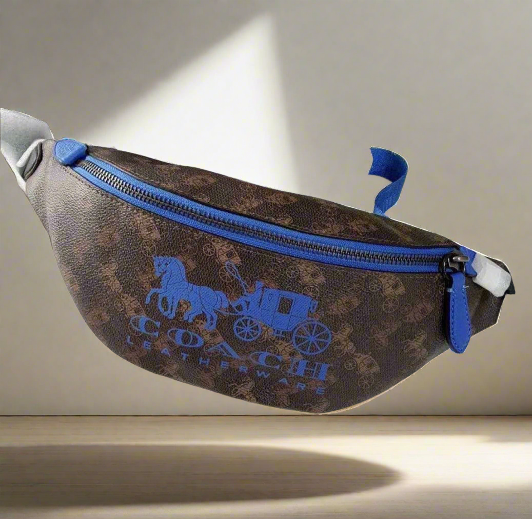 حقيبة خصر/صدر/حقيبة جسم مطبوعة بشعار شركة كوتش تشارتر للخيول والعربات