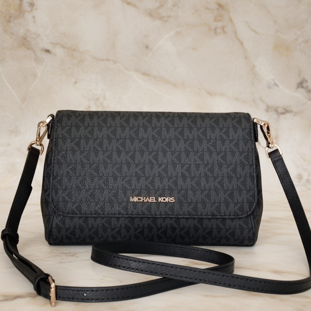 MICHAEL KORS LOGO FLAP CROSSBODY - MONOGRAM BLACK COLOR