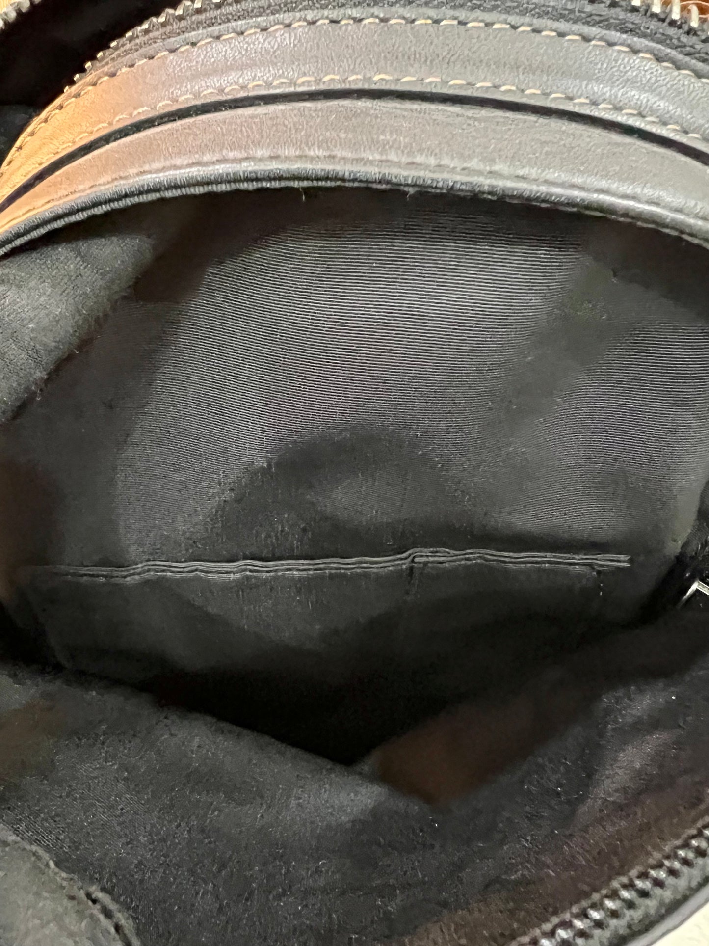 COACH GRAHAM SLINGPACK - BLACK LEATHER