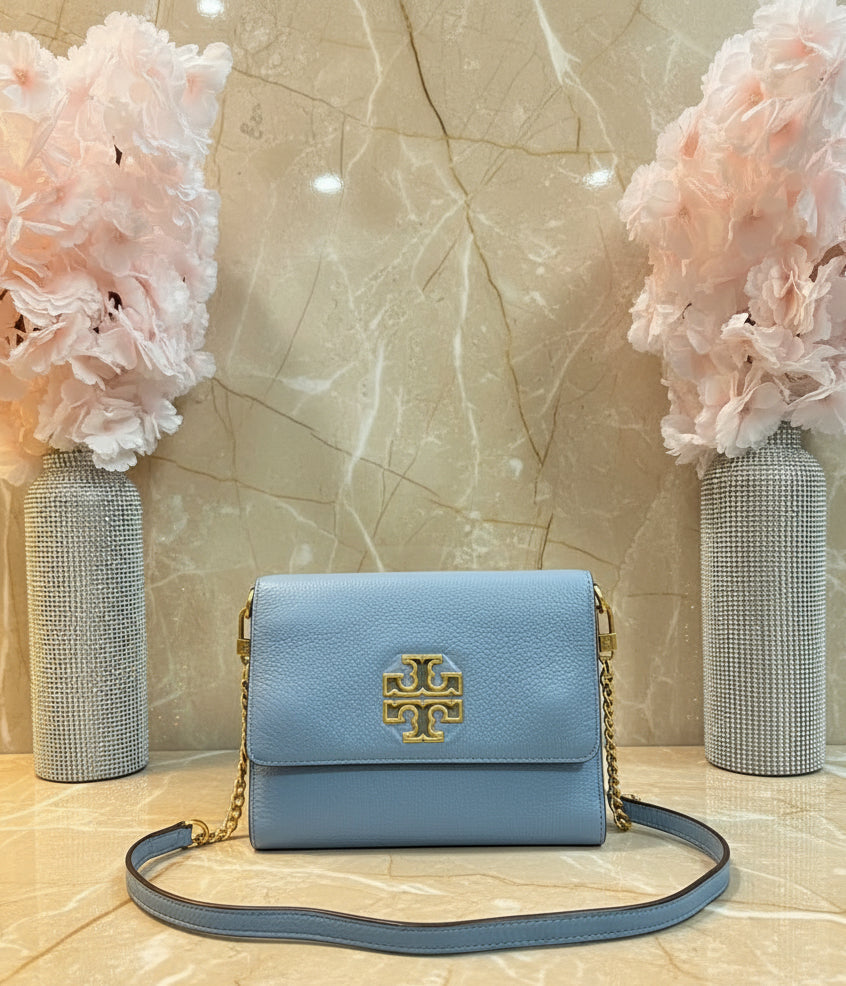 TORY BURCH BRITTEN CONVERTIBLE FLAP CLUTCH / CROSSBODY
