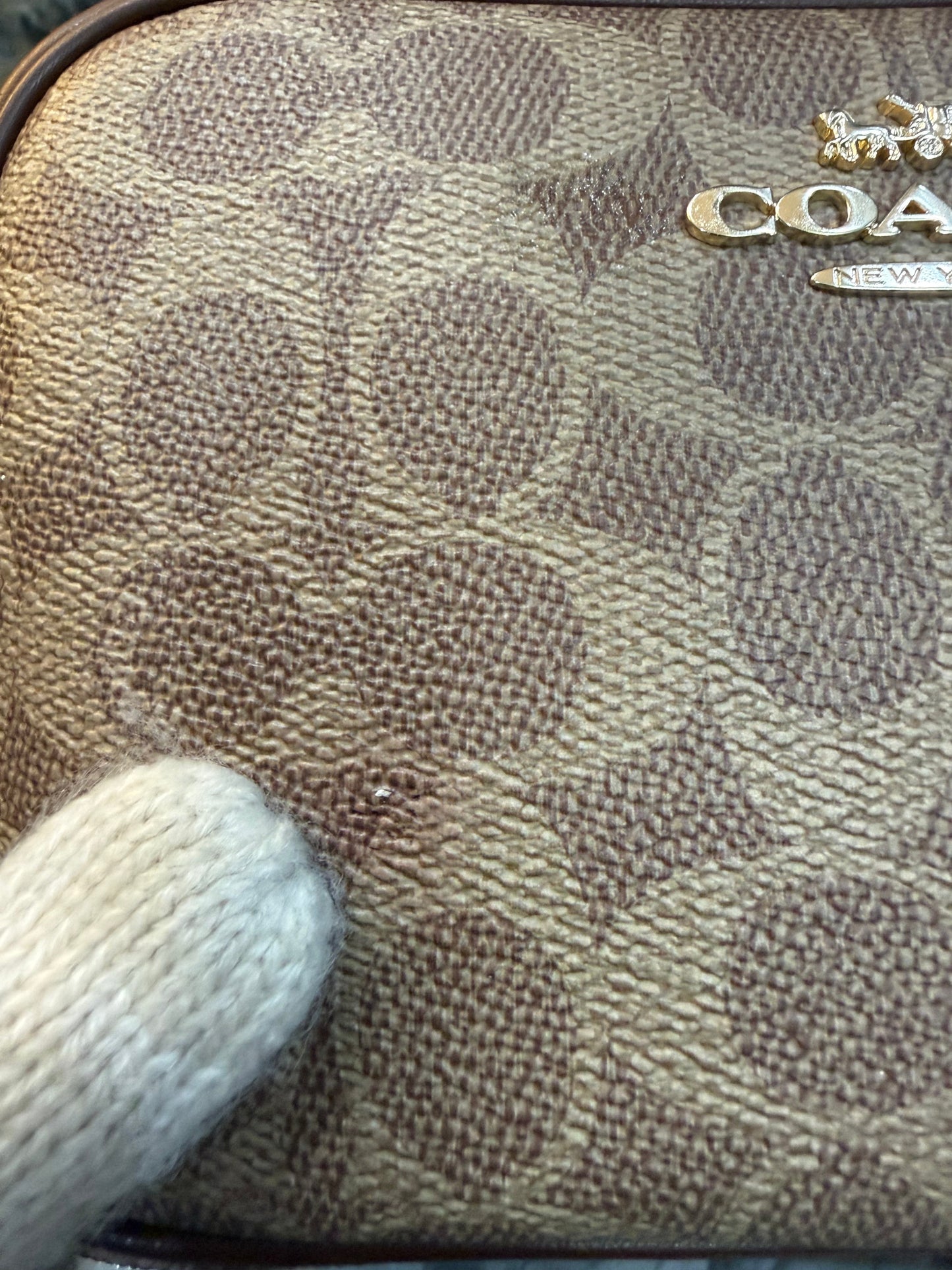 COACH MINI JAMIE - SALE‼️ WITH A TINY PEEL OFF IN FRONT - CAMERA BAG/CROSSBODY