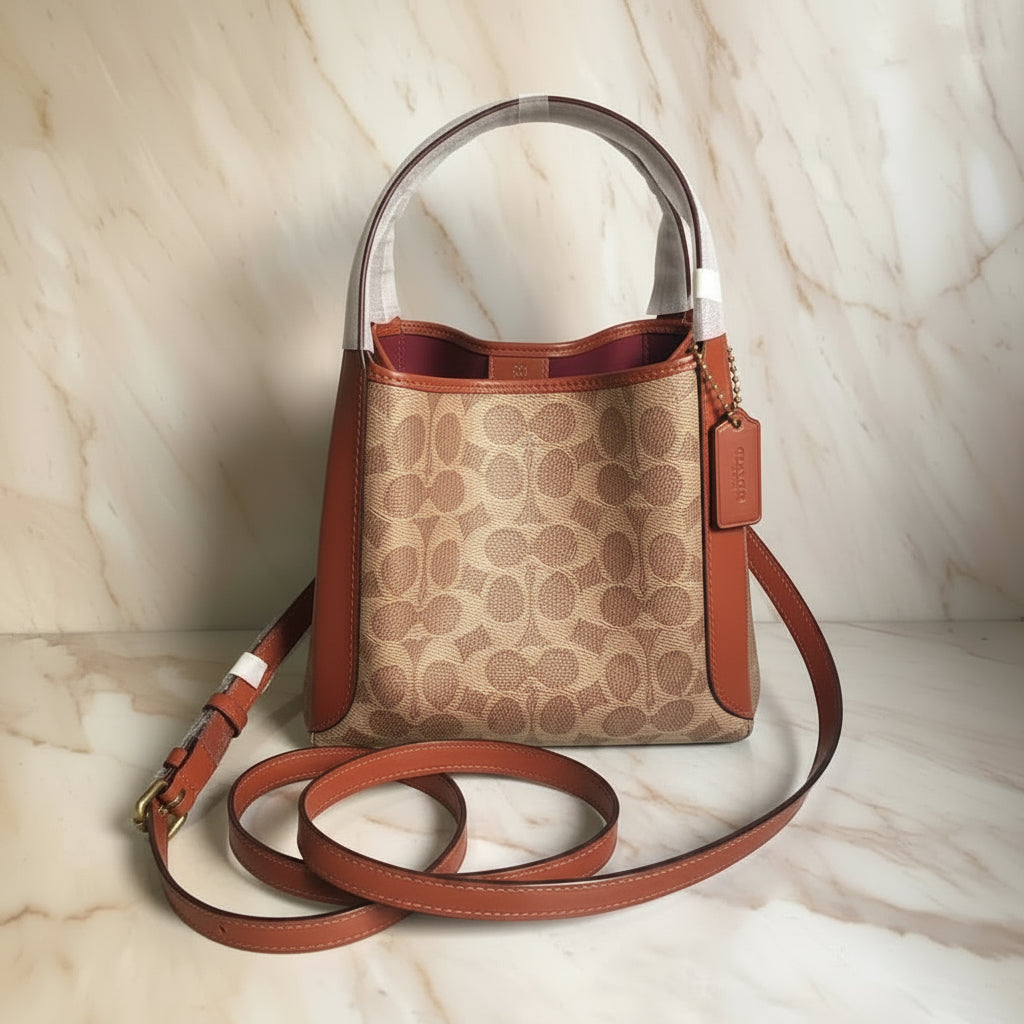 COACH HADLEY HOBO 21 - SIGNATURE CANVAS TAN RUST