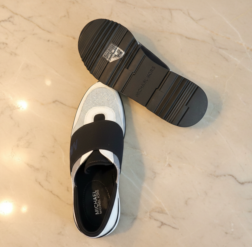 MICHAEL KORS TRAINER SHOES - SIZE 5.5 - FITS TO SIZE 5