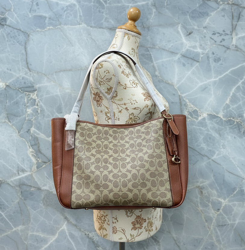 COACH ALANA ZIP TOTE IN SIGNATURE CANVAS - TAN RUST