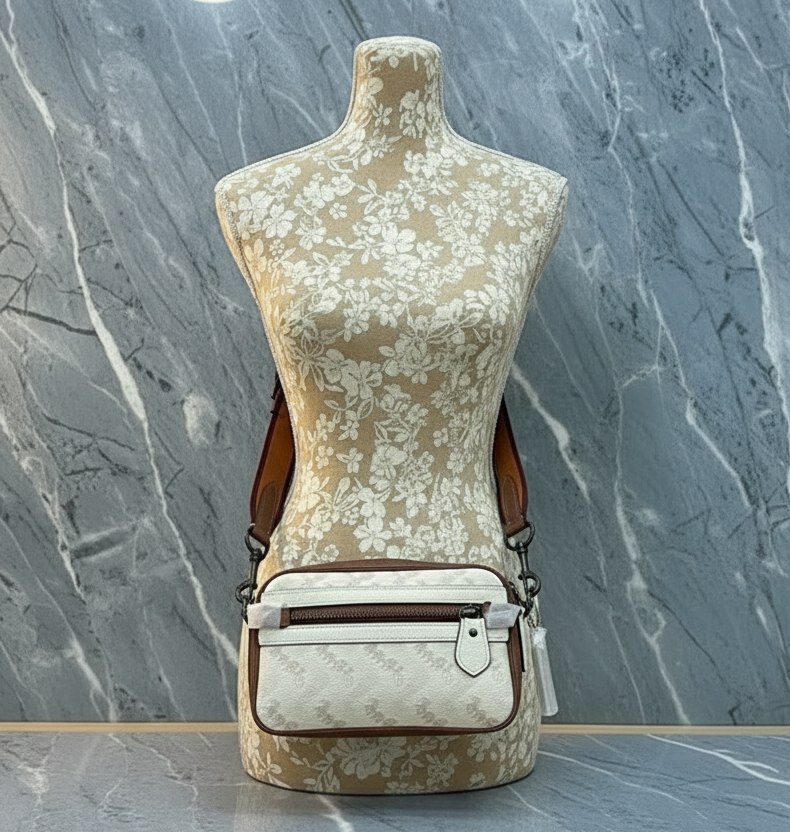 COACH ACADEMY CROSSBODY WITH HORSE & CARRIAGE PRINT