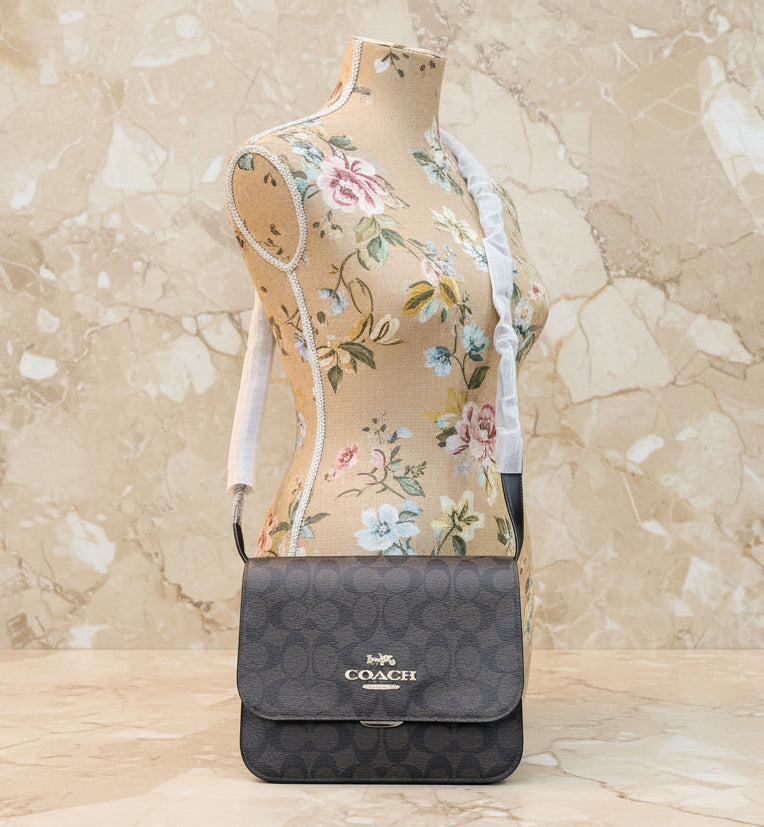 COACH BRYNN FLAP IN SIGNATURE CANVAS BROWN BLACK