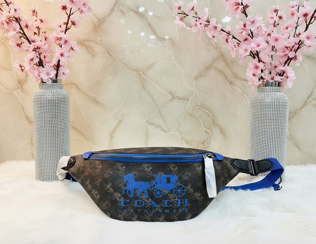 حقيبة خصر/صدر/حقيبة جسم مطبوعة بشعار شركة كوتش تشارتر للخيول والعربات