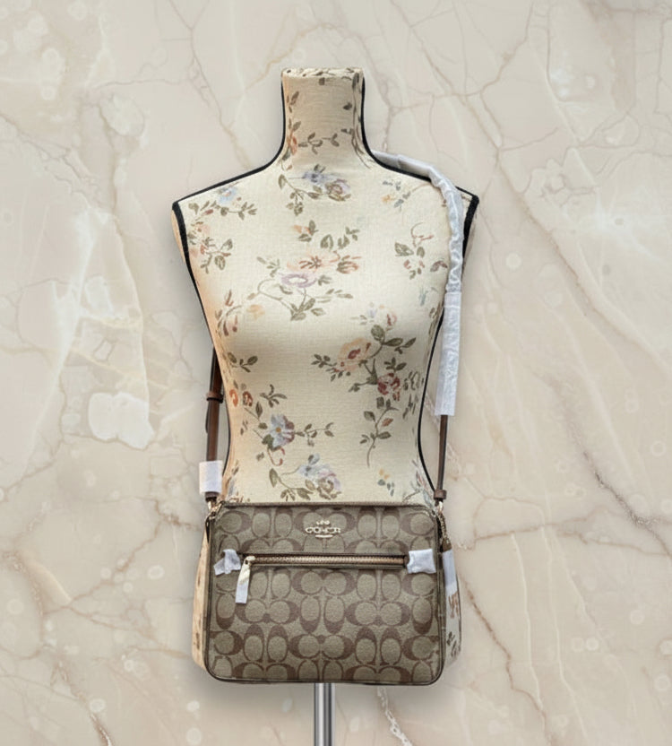 COACH GALLERY FILE CROSSBODY IN SIGNATURE CANVAS - KHAKI BROWN