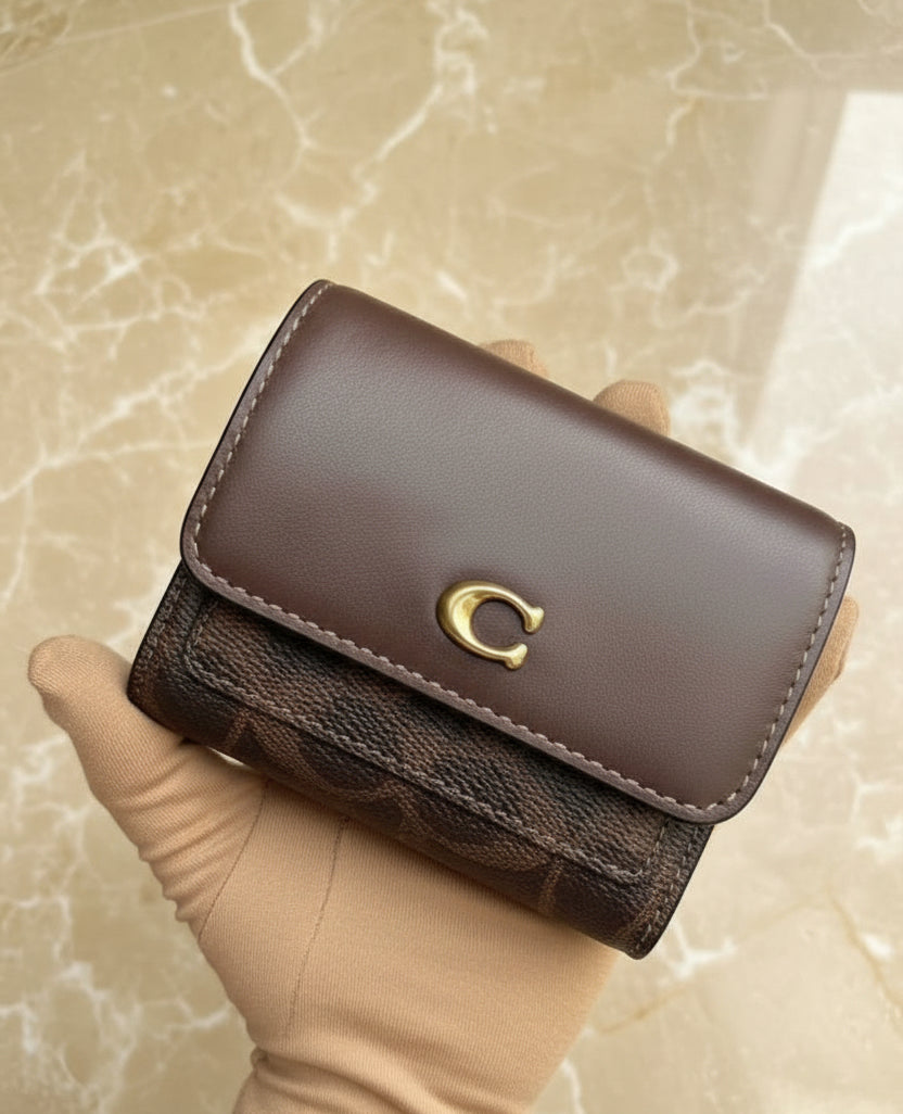 COACH MILA SMALL TRIFOLD WALLET - MAPLE COLOR SIGNATURE