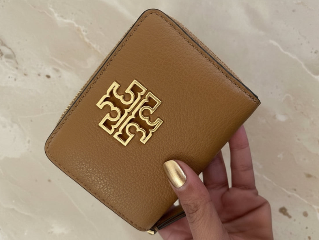 TORY BURCH SMALL BIFOLD WALLET
