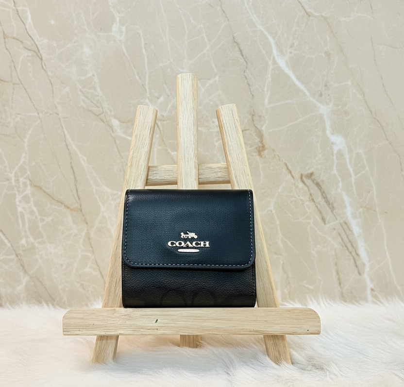 COACH SMALL TRIFOLD WALLET