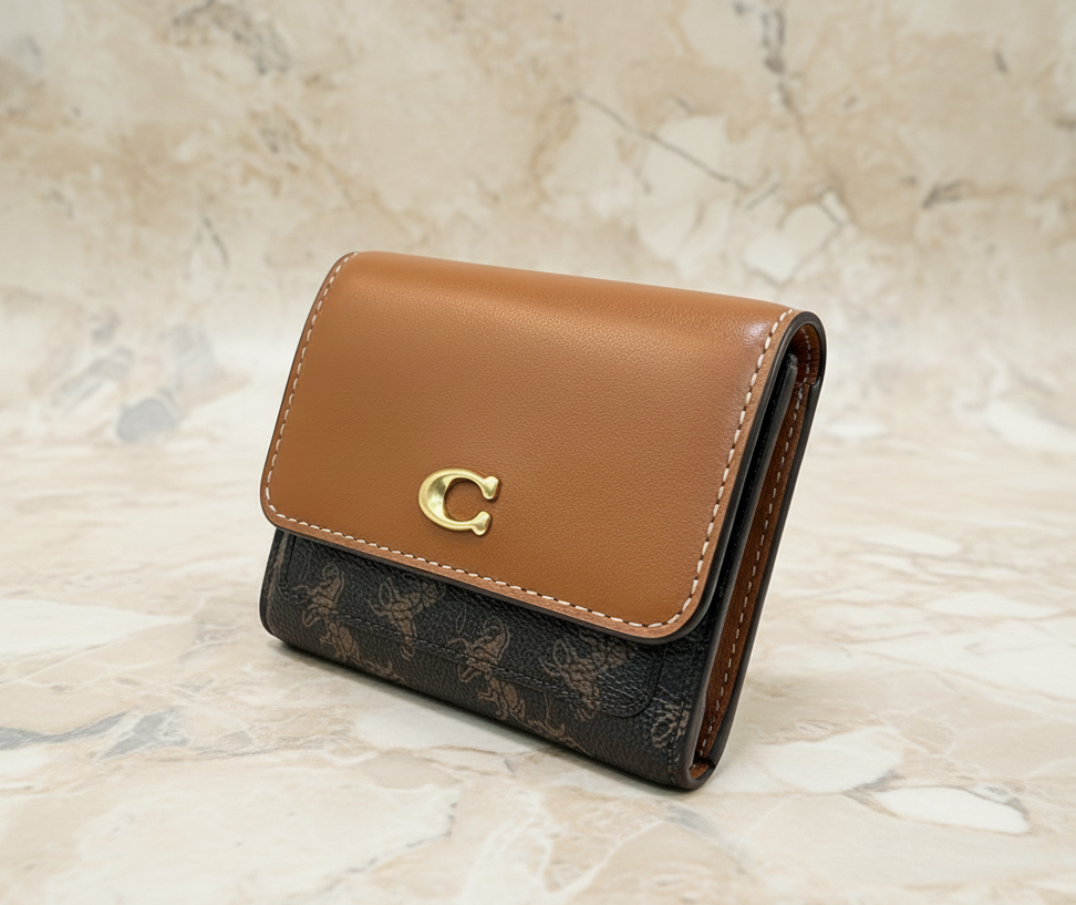 COACH MILA SMALL TRIFOLD WALLET - MISSING TAG - SIGNATURE HORSE & CARRIAGE PRINT