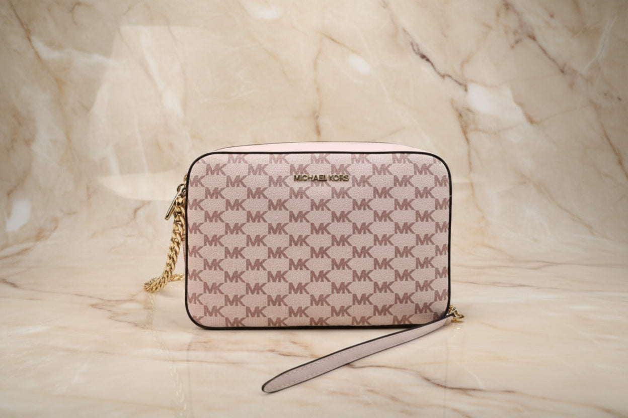 MICHAEL KORS EW JET SET CAMERA BAG