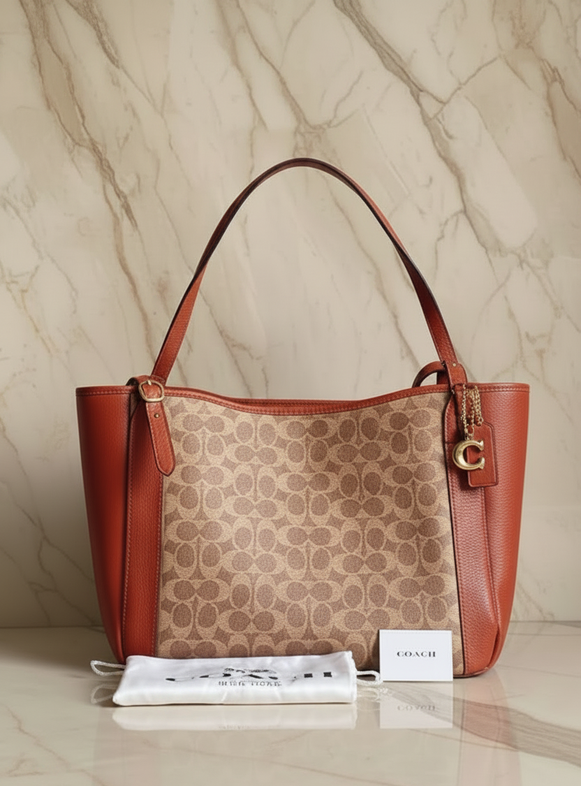 COACH ALANA ZIP TOTE IN SIGNATURE CANVAS - TAN RUST