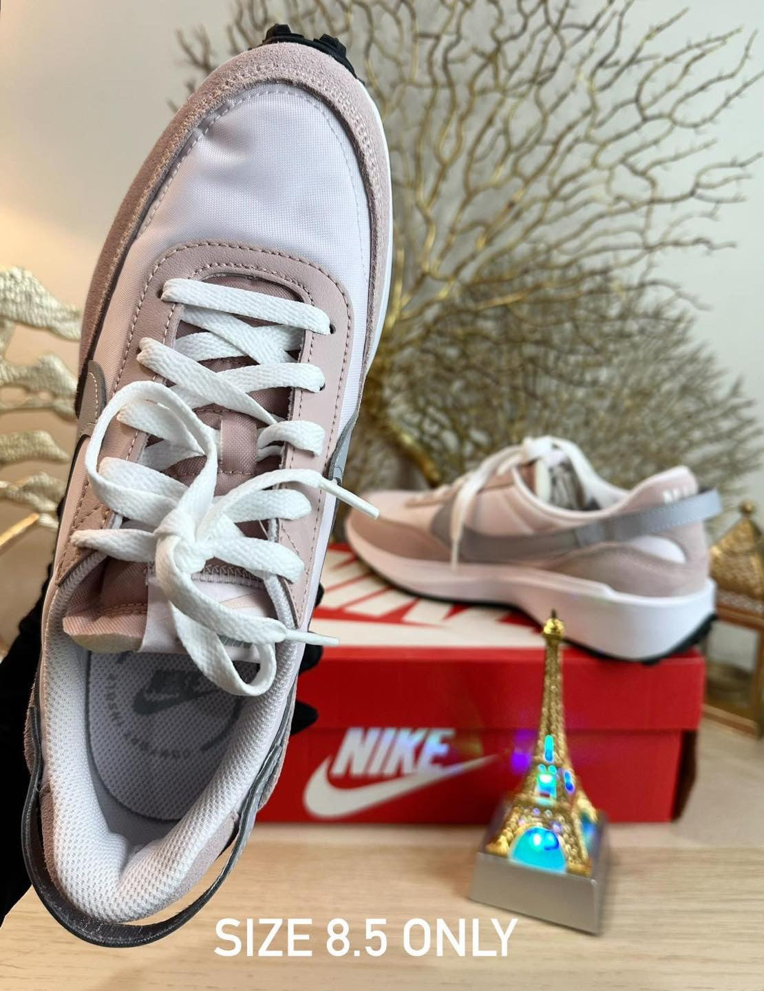 NIKE WAFFLE DEBUT WOMEN’S SHOES - SIZE: US 8.5/EURO 40/25.5CM