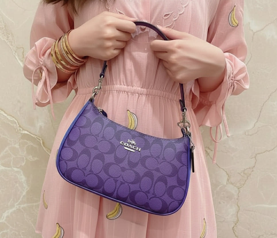 COACH TERI SHOULDER BAG/CROSSBODY BAG - IN SIGNATURE CANVAS PURPLE BLOCKED COLOR