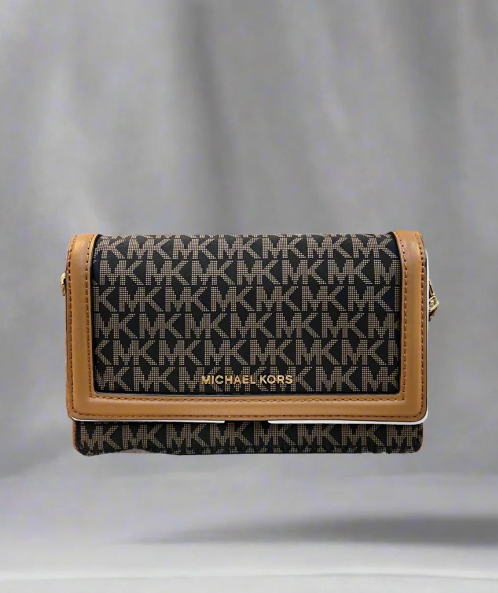 MICHAEL KORS JET SET LOGO SMARTPHONE CROSSBODY BAG- BROWN ACORN - WOVEN