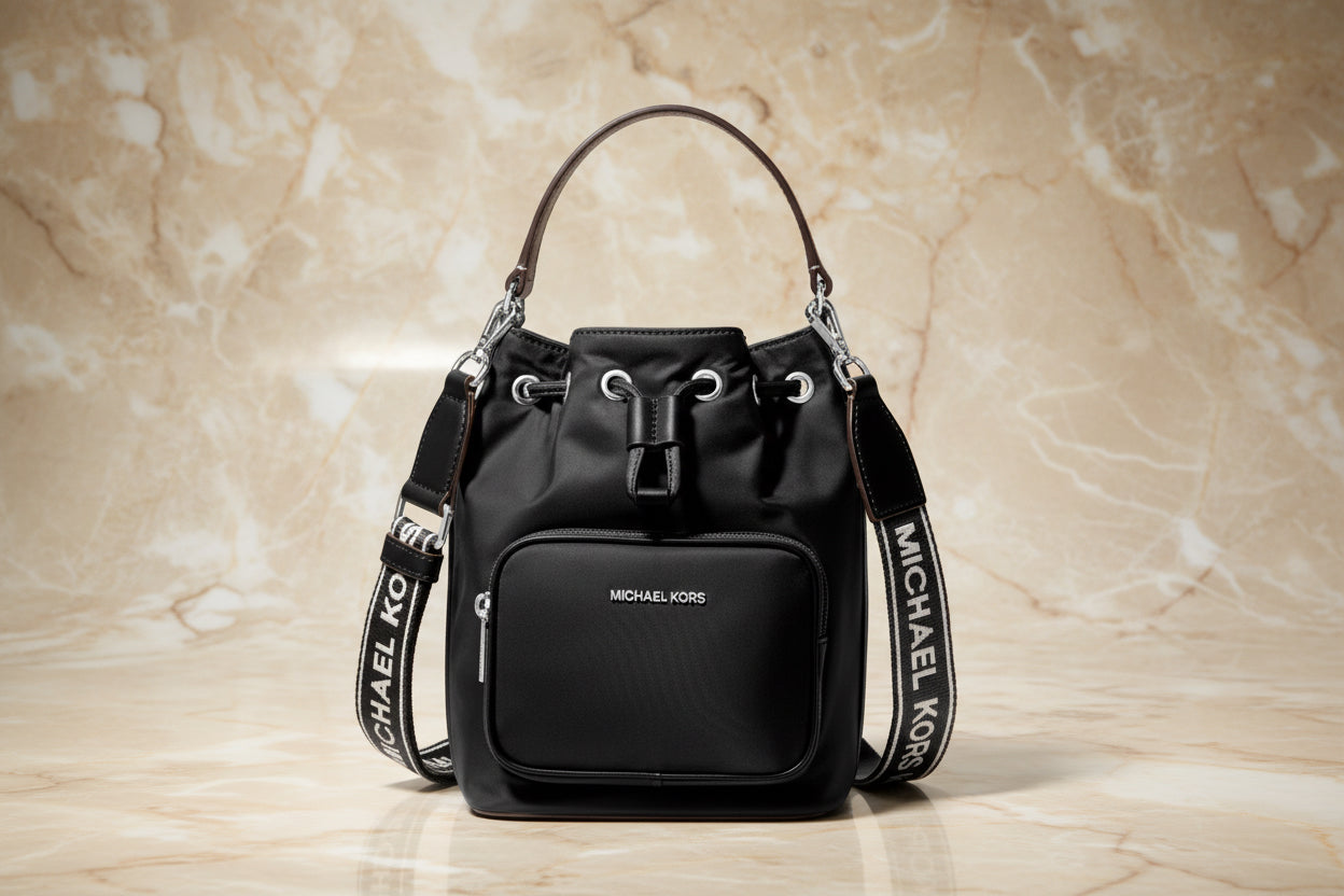 MICHAEL KORS KHAI BUCKET - SMALL