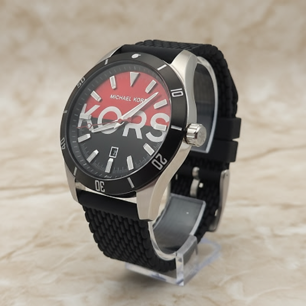 ساعة مايكل كورس لايتون الرجالية المصنوعة من السيليكون الأسود