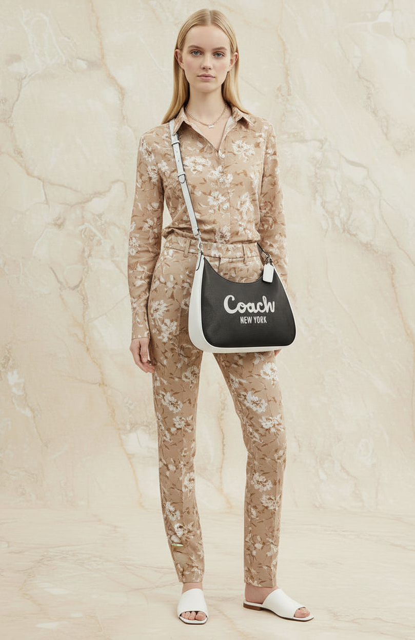 حقيبة كتف/حقيبة كروس بودي من كوتش سكريبت تيري هوبو - متوسطة الحجم