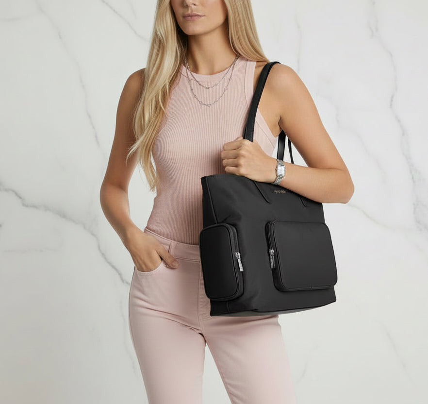 حقيبة مايكل كورس كاي للكمبيوتر المحمول - كبيرة - سوداء